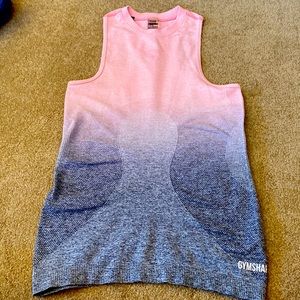 Gymshark women’s workout tank top Ombré color